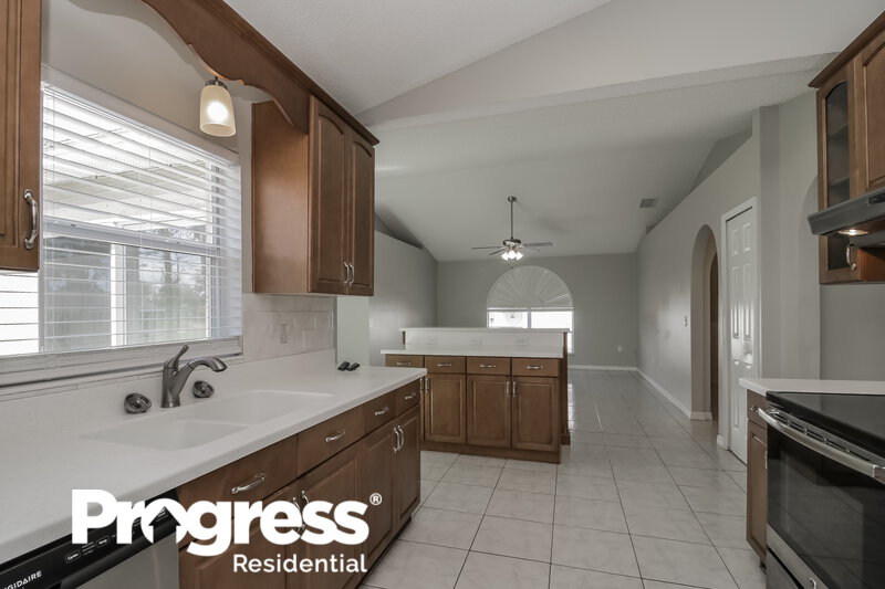 2,005/Mo, 2312 Angel Rd SE Palm Bay, FL 32909 Kitchen View