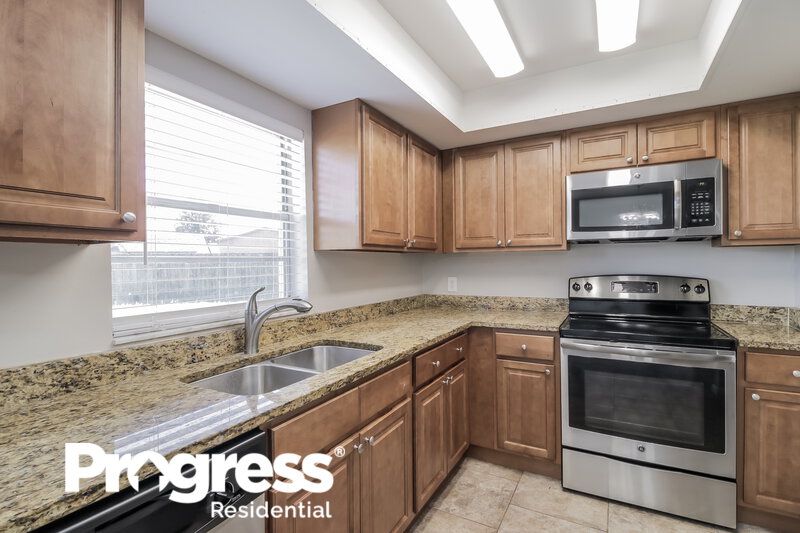 2,900/Mo, 3837 Stonemont Dr Cocoa, FL 32926 Kitchen View 2