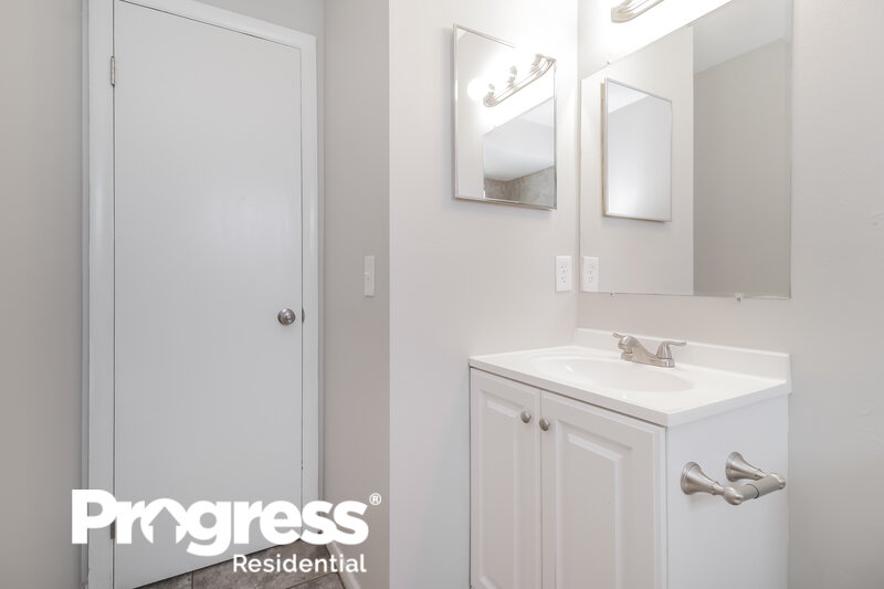 2,900/Mo, 3837 Stonemont Dr Cocoa, FL 32926 Bathroom View 2