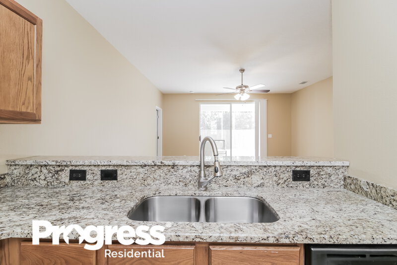 2,005/Mo, 3917 Mt Carmel Ln Melbourne, FL 32901 Kitchen View 3