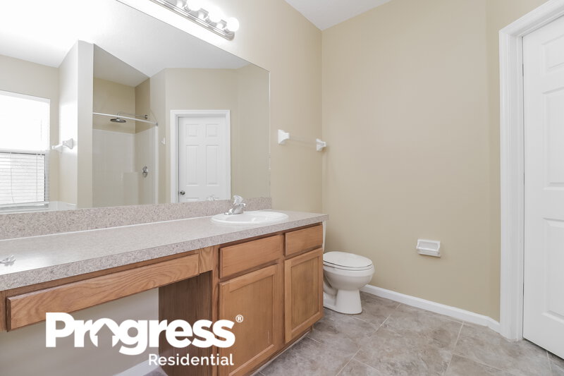 2,005/Mo, 3917 Mt Carmel Ln Melbourne, FL 32901 Master Bathroom View