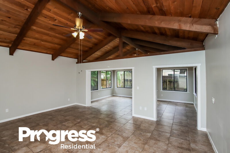 3,070/Mo, 225 Bayhead Dr Melbourne, FL 32940 Living Room View 5