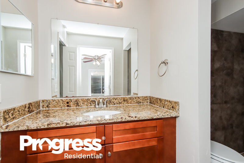 3,070/Mo, 225 Bayhead Dr Melbourne, FL 32940 Main Bathroom View 2