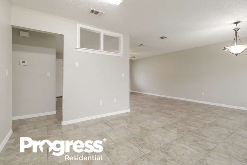 1,635/Mo, 806 Cochran Rd SE Palm Bay, FL 32909 Dining Room View 4