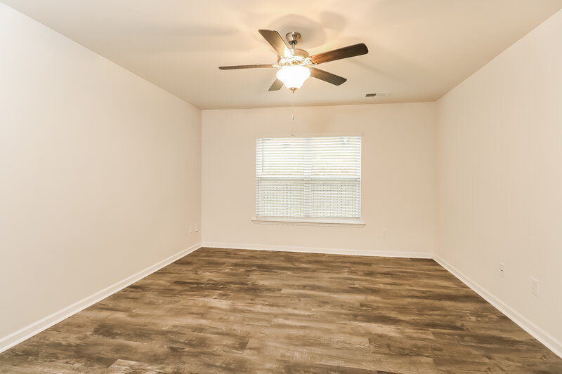 2,830/Mo, 207 Broomsedge St Fairview, NC 28730 Main Bedroom View