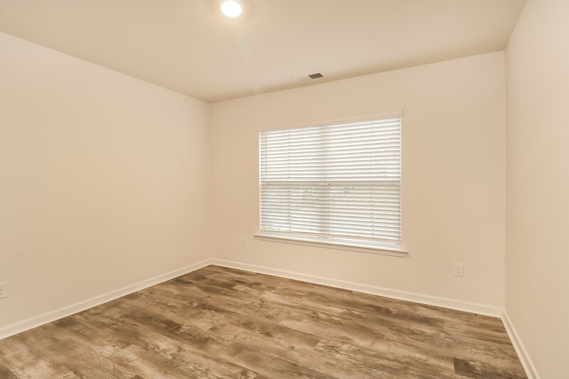 2,830/Mo, 207 Broomsedge St Fairview, NC 28730 Bedroom View 2