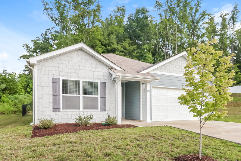 3,850/Mo, 123 Switchgrass Loop Fairview, NC 28730 Front View