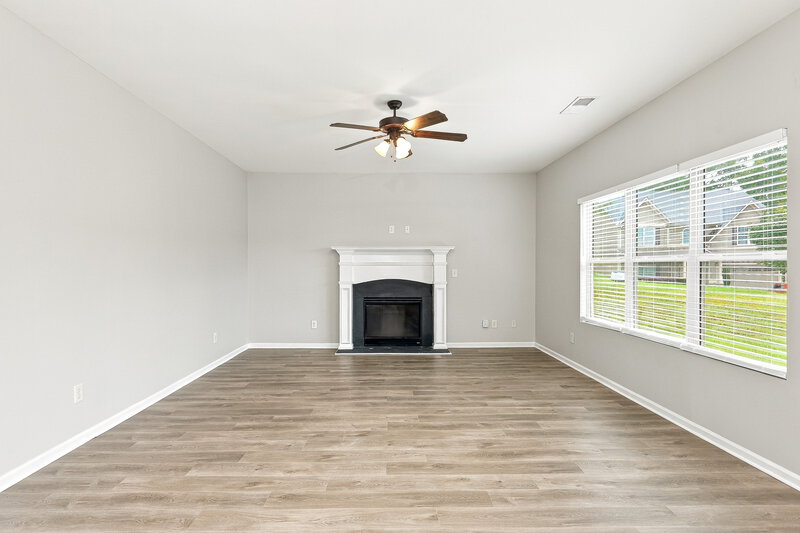 2,065/Mo, 3523 Walking Stick Way Auburn, GA 30011 Living Room View