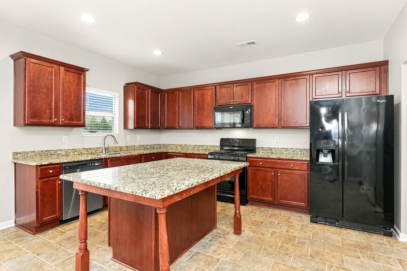 2,065/Mo, 3523 Walking Stick Way Auburn, GA 30011 Kitchen View