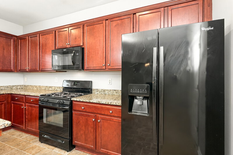 2,065/Mo, 3523 Walking Stick Way Auburn, GA 30011 Kitchen View 3