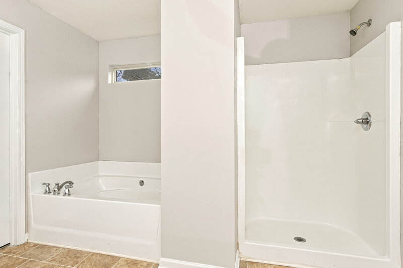 2,065/Mo, 3523 Walking Stick Way Auburn, GA 30011 Primary Bathroom View