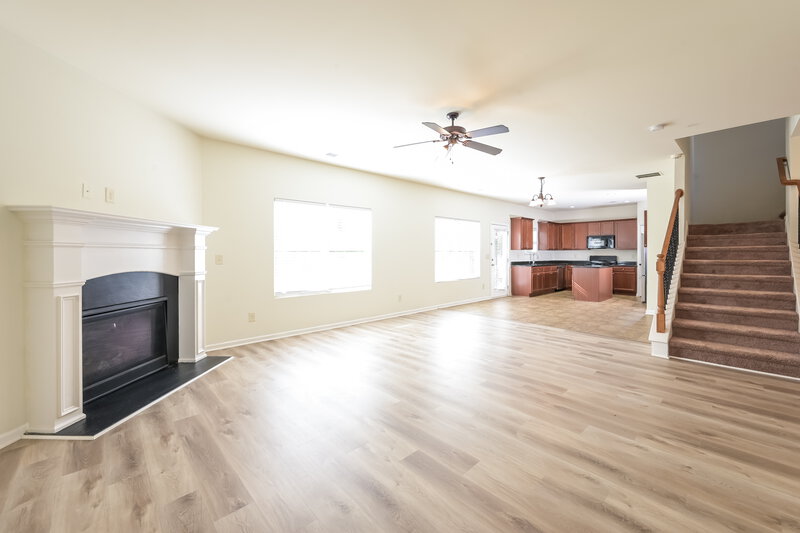 2,760/Mo, 3563 Walking Stick Way Auburn, GA 30011 Family Room View