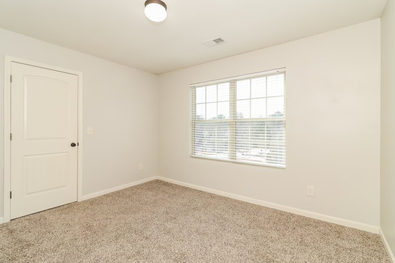 1,965/Mo, 909 Walking Stick Trl Auburn, GA 30011 Bedroom View