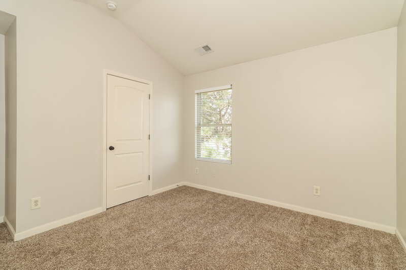 1,965/Mo, 909 Walking Stick Trl Auburn, GA 30011 Bedroom View 3