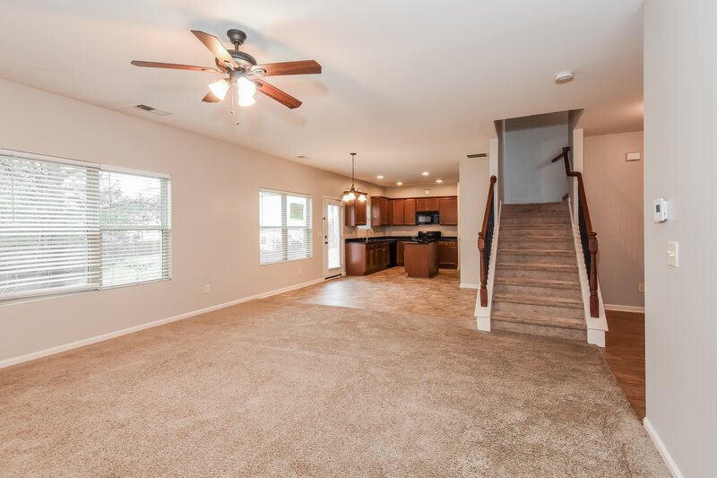 2,155/Mo, 990 Rock Elm Dr Auburn, GA 30011 Living Room View 2