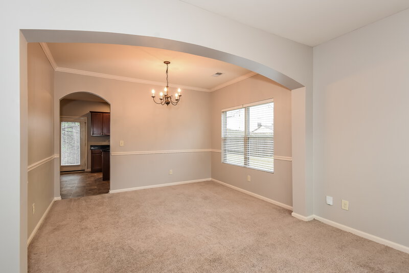 2,155/Mo, 990 Rock Elm Dr Auburn, GA 30011 Sitting Room View 2