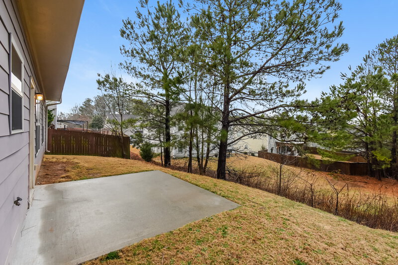 2,155/Mo, 990 Rock Elm Dr Auburn, GA 30011 Rear View 2