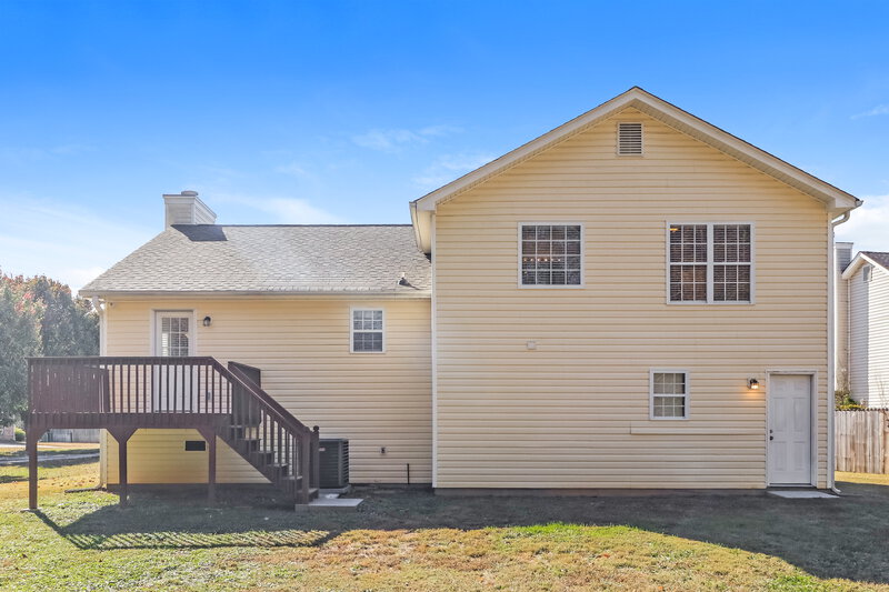 2,380/Mo, 36 Dewey Dr Adairsville, GA 30103 Rear View