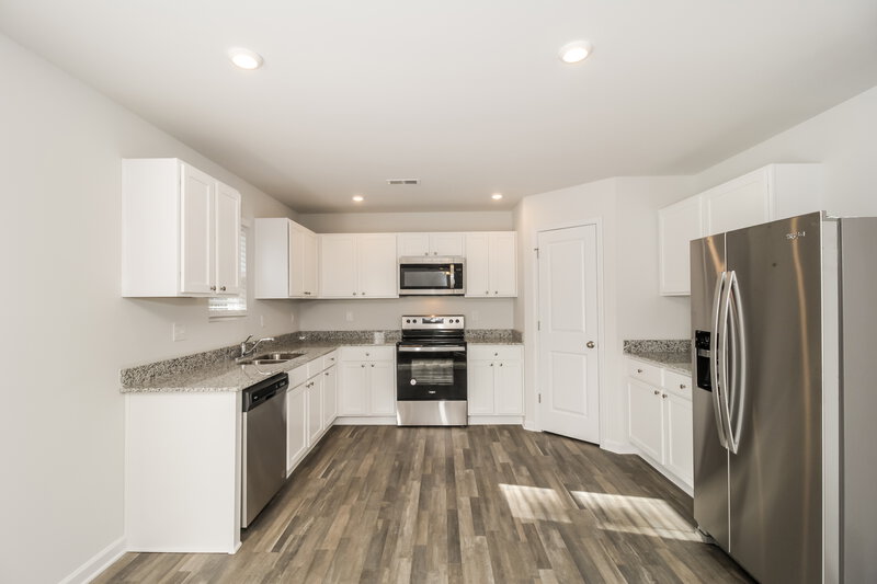 2,055/Mo, 222 Fields Xing Dallas, GA 30132 Kitchen View