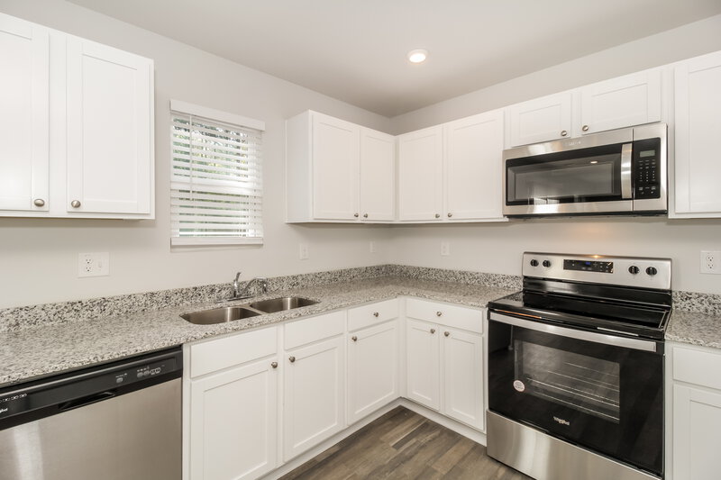 2,055/Mo, 222 Fields Xing Dallas, GA 30132 Kitchen View 2