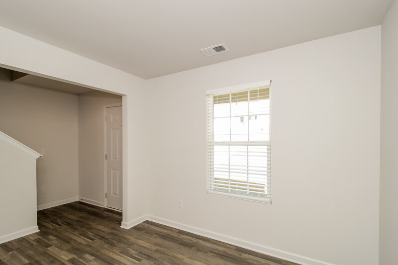 2,130/Mo, 168 Fields Xing Dallas, GA 30132 Dining Room View