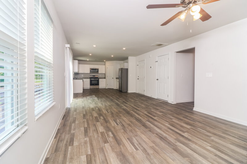 2,120/Mo, 168 Fields Xing Dallas, GA 30132 Living Room View 2