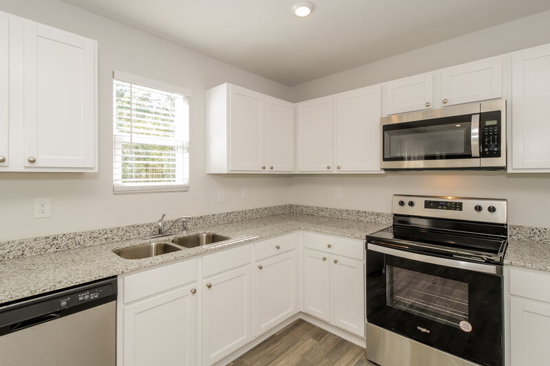 2,130/Mo, 168 Fields Xing Dallas, GA 30132 Kitchen View 2