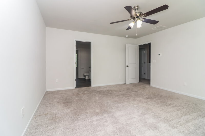 2,120/Mo, 168 Fields Xing Dallas, GA 30132 Main Bedroom View 2