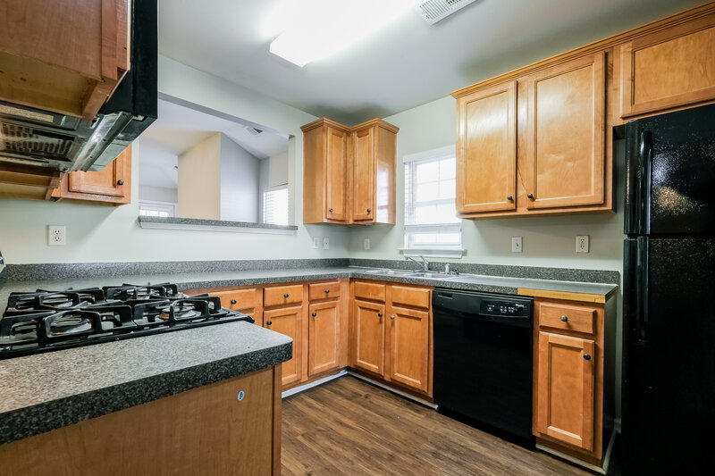 1,620/Mo, 5 Hill Crest Cir Hiram, GA 30141 Kitchen View