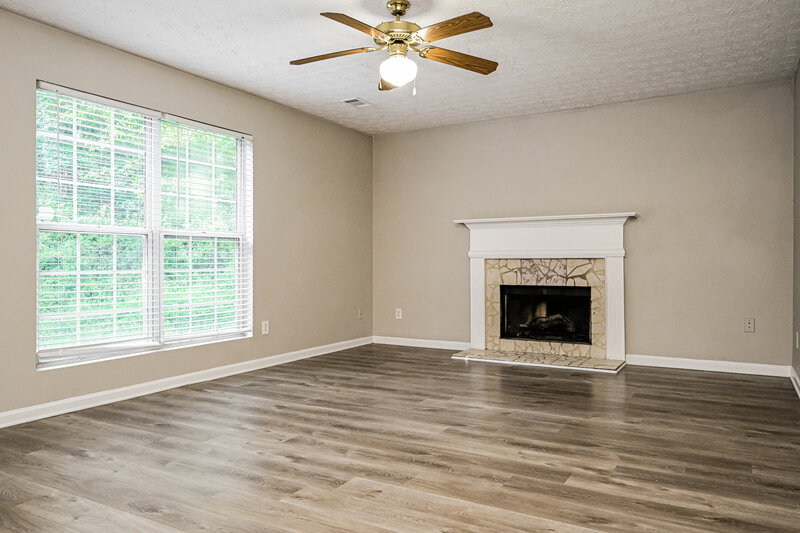 2,295/Mo, 1200 Catalina Pkwy McDonough, GA 30252 Living Room View