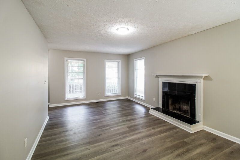 1,890/Mo, 1135 Brook Meadow Ct Lawrenceville, GA 30045 Living Room View 2