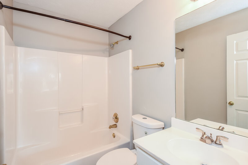 2,615/Mo, 3602 Bancroft Main NW Kennesaw, GA 30144 Bathroom View