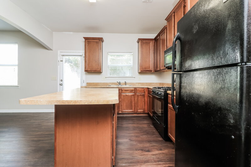 1,825/Mo, 98 High Point Way Hiram, GA 30141 Kitchen View