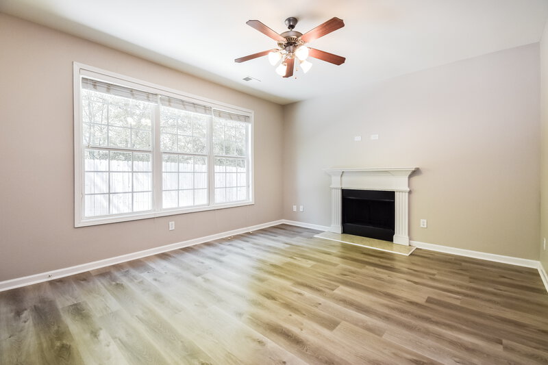 3,030/Mo, 6933 Grand Hickory Dr Braselton, GA 30517 Living Room View