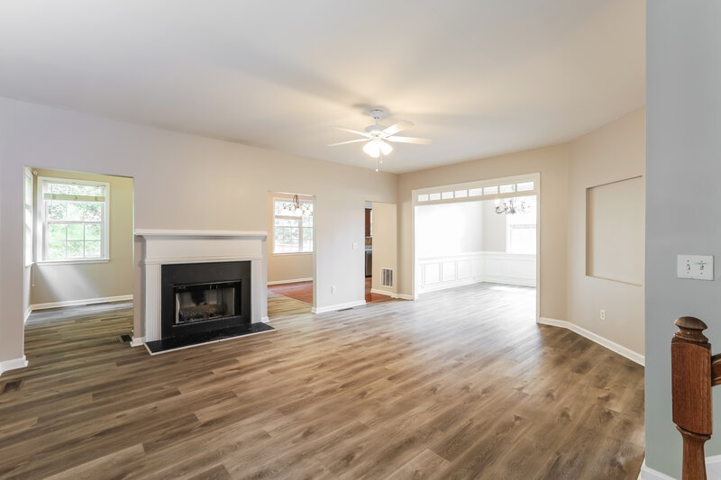 2,650/Mo, 6049 Brookmere Ln Mableton, GA 30126 Living Room View 2