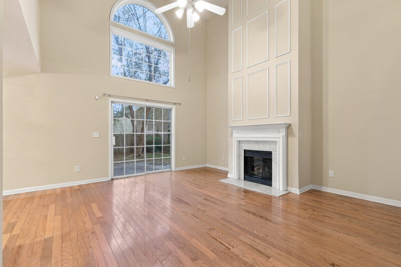 2,260/Mo, 2230 Gateview Ct Cumming, GA 30040 Living Room View 2