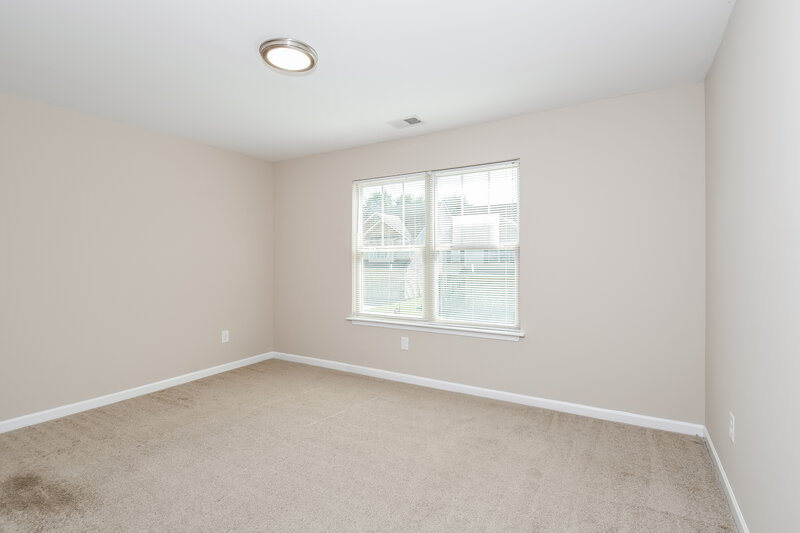 2,100/Mo, 125 Bethany Manor Dr Ball Ground, GA 30107 Bedroom View