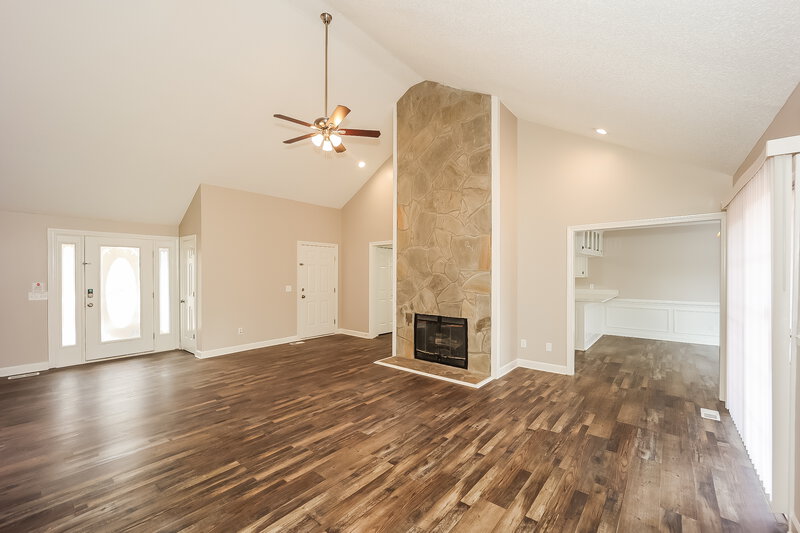 1,760/Mo, 4165 Golfview Dr Villa Rica, GA 30180 Living Room View 2