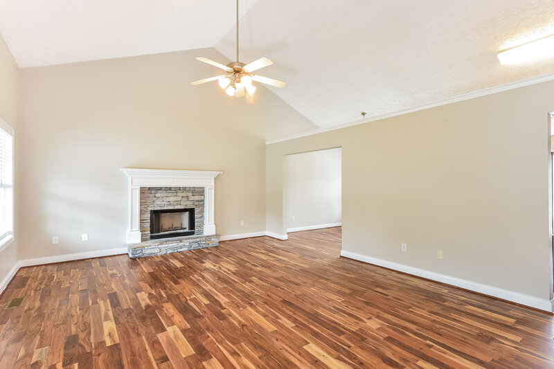 1,960/Mo, 939 Creek Run Pl Temple, GA 30179 Living Room View