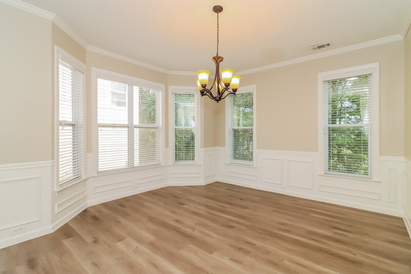 2,390/Mo, 95 Leyland Crossing Dallas, GA 30132 Dining Room View