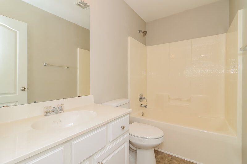 2,390/Mo, 95 Leyland Crossing Dallas, GA 30132 Bathroom View