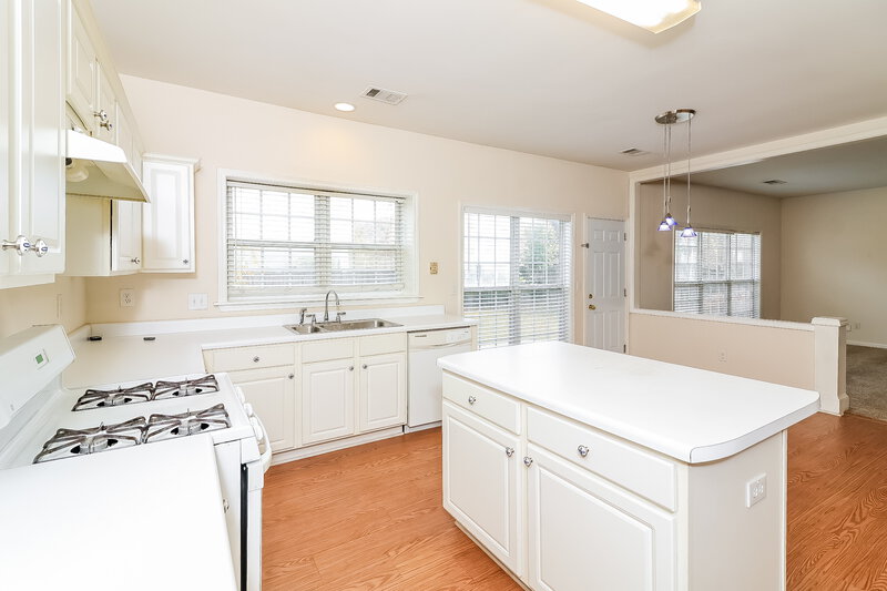2,175/Mo, 3234 Citation Ave NW Kennesaw, GA 30144 Kitchen View