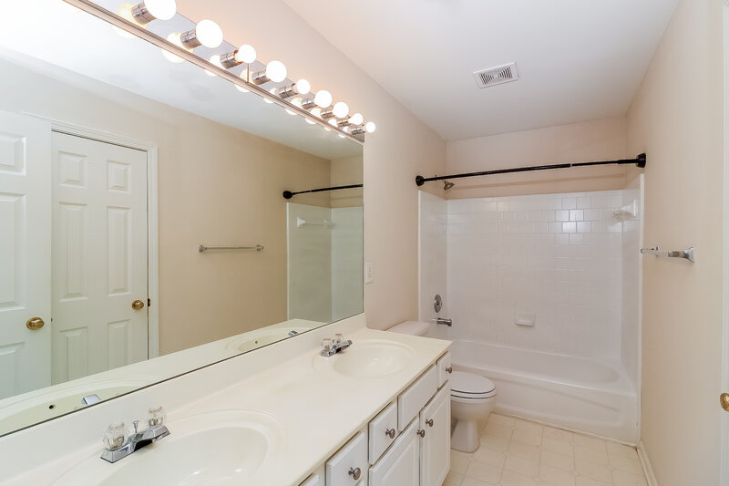 2,175/Mo, 3234 Citation Ave NW Kennesaw, GA 30144 Bathroom View