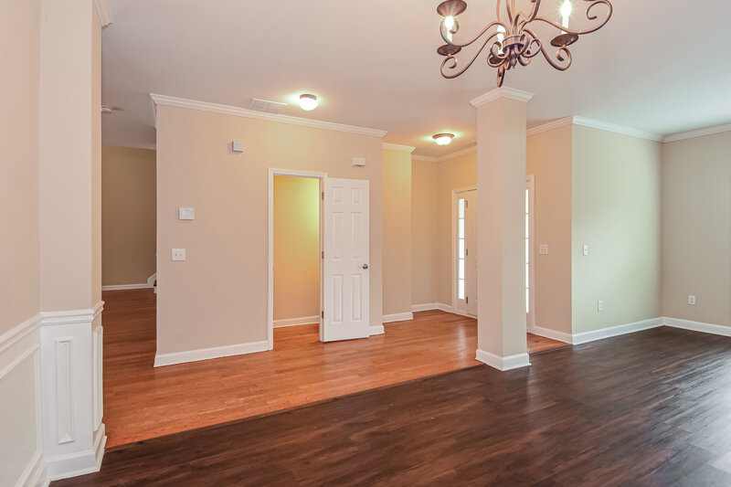 2,155/Mo, 738 Austin Creek Dr Buford, GA 30518 Living Room View 3