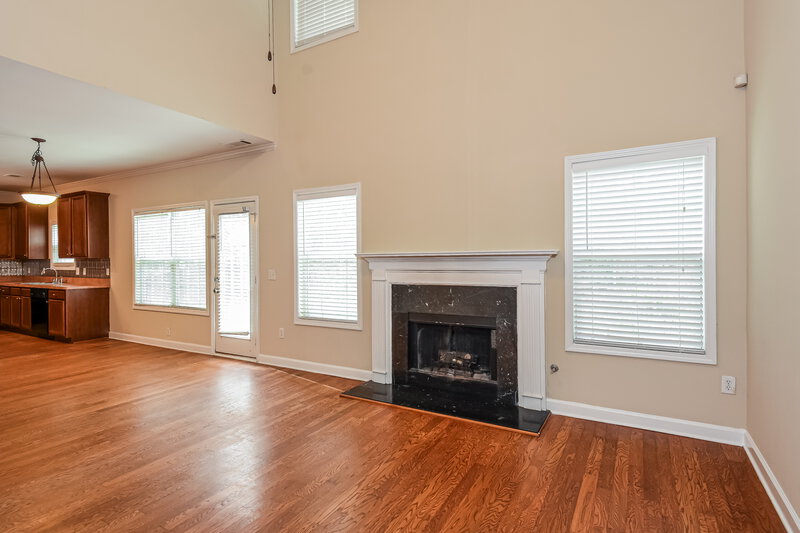 2,155/Mo, 738 Austin Creek Dr Buford, GA 30518 Living Room View 5