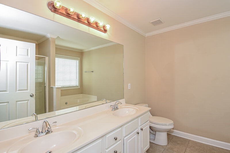 2,155/Mo, 738 Austin Creek Dr Buford, GA 30518 Main Bathroom View