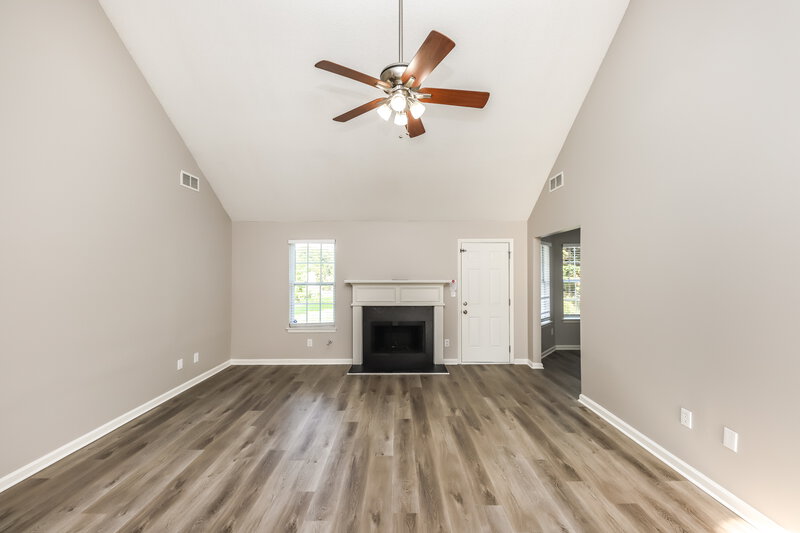 2,660/Mo, 4176 Green Field Dr Douglasville, GA 30135 Living Room View