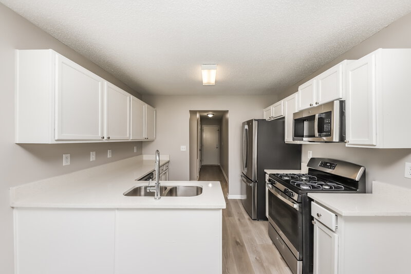 2,660/Mo, 4176 Green Field Dr Douglasville, GA 30135 Kitchen View 2
