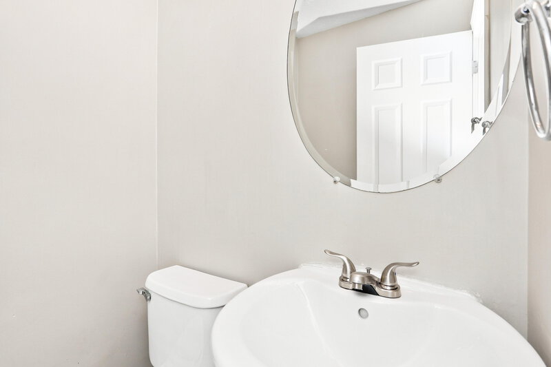 2,010/Mo, 3998 Oak Glenn Dr Duluth, GA 30096 Bathroom View