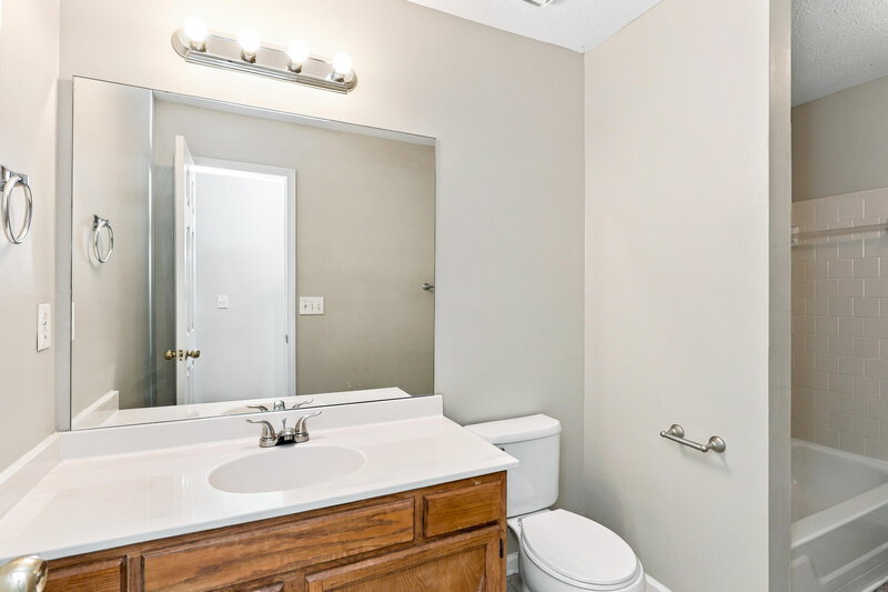 2,010/Mo, 3998 Oak Glenn Dr Duluth, GA 30096 Bathroom View 2